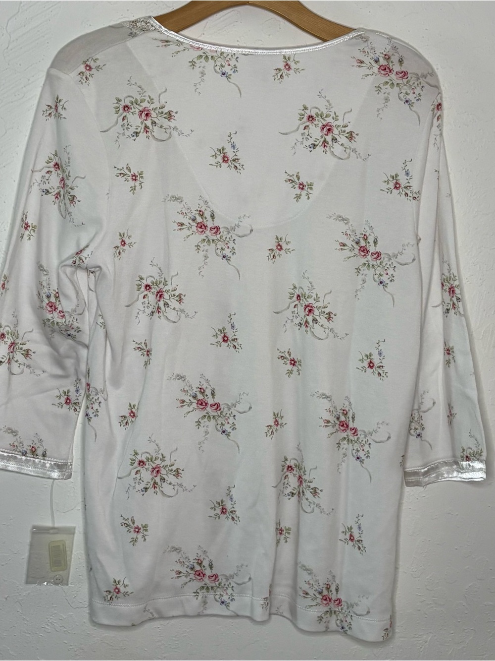 NWT Go Softly 2 Pc Floral Roses Pajama Set Mismatched Size M Top L Pants Cotton - Picture 7 of 16